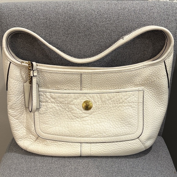 Coach Ergo Hobo Pebbled white with blue interior! 11612 Stunning. - Picture 1 of 5